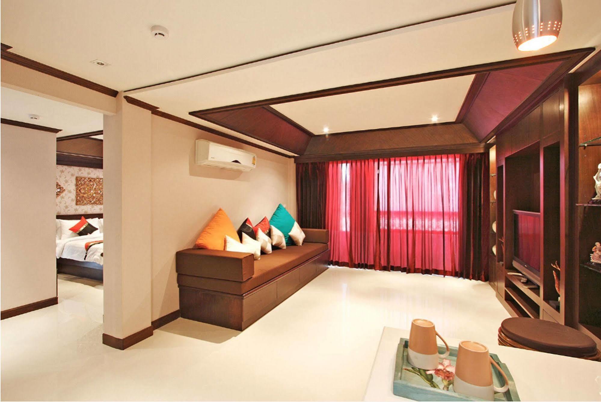 Rayaburi Hotel, Patong Kültér fotó