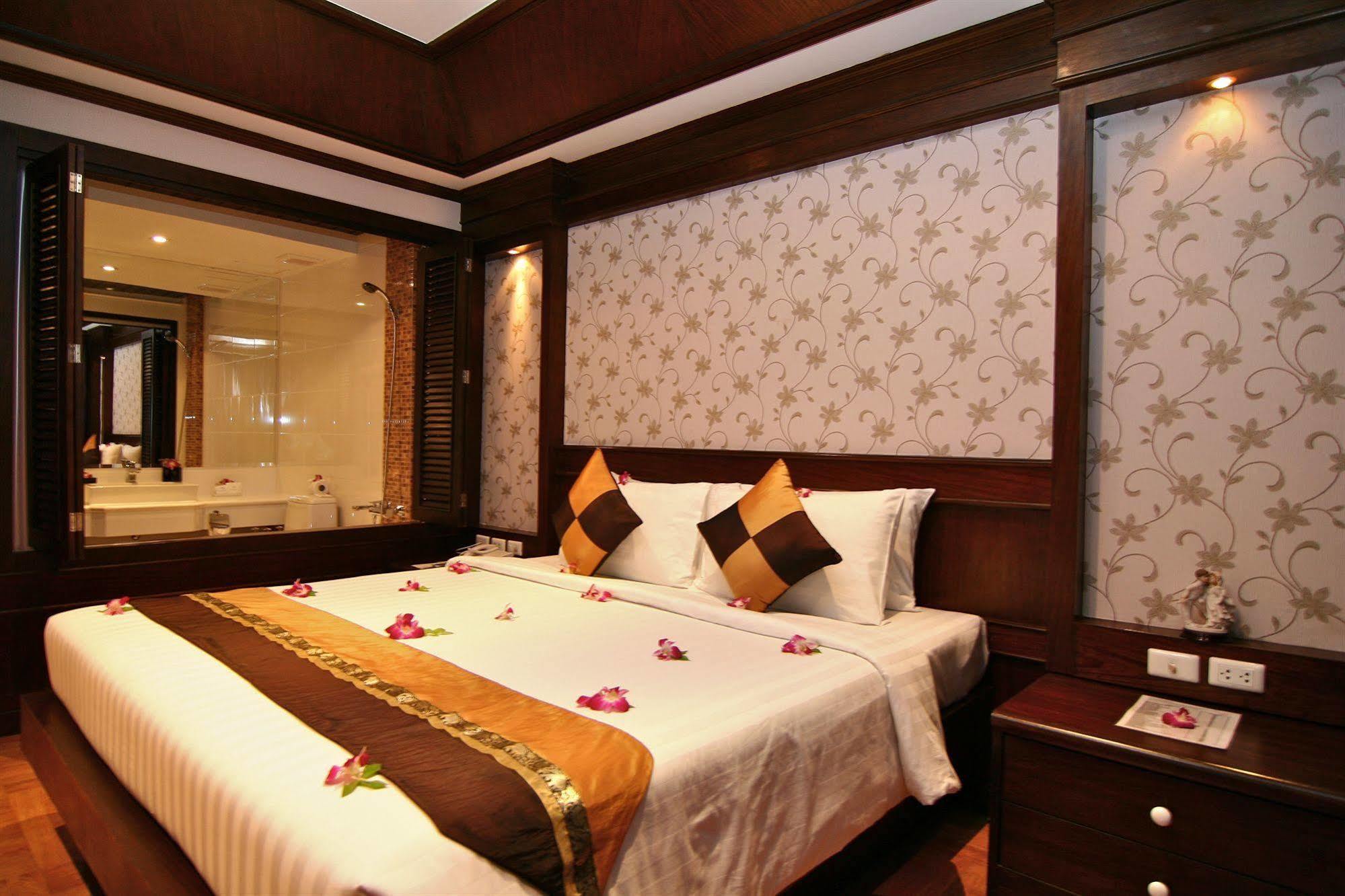 Rayaburi Hotel, Patong Kültér fotó