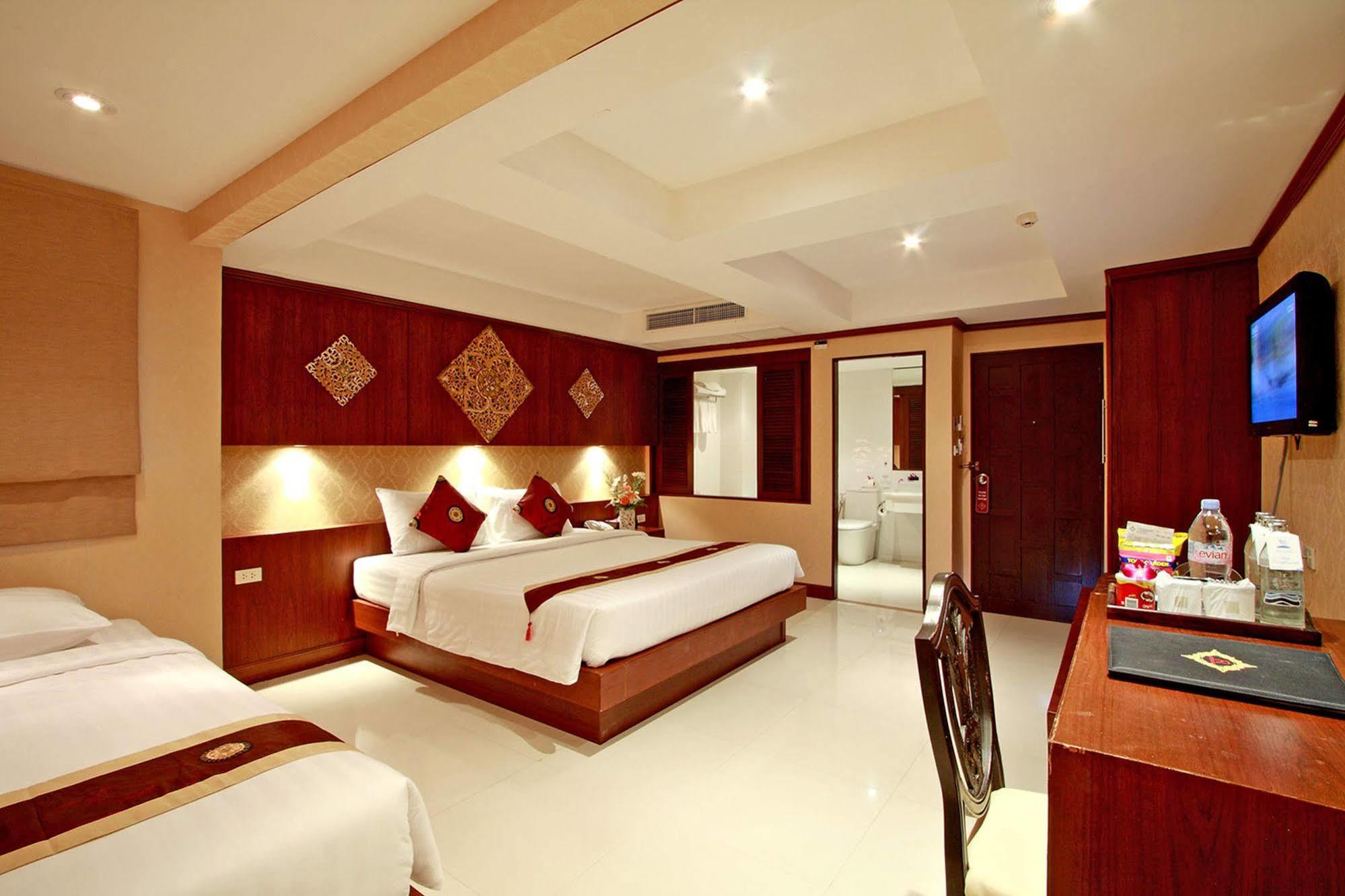 Rayaburi Hotel, Patong Kültér fotó