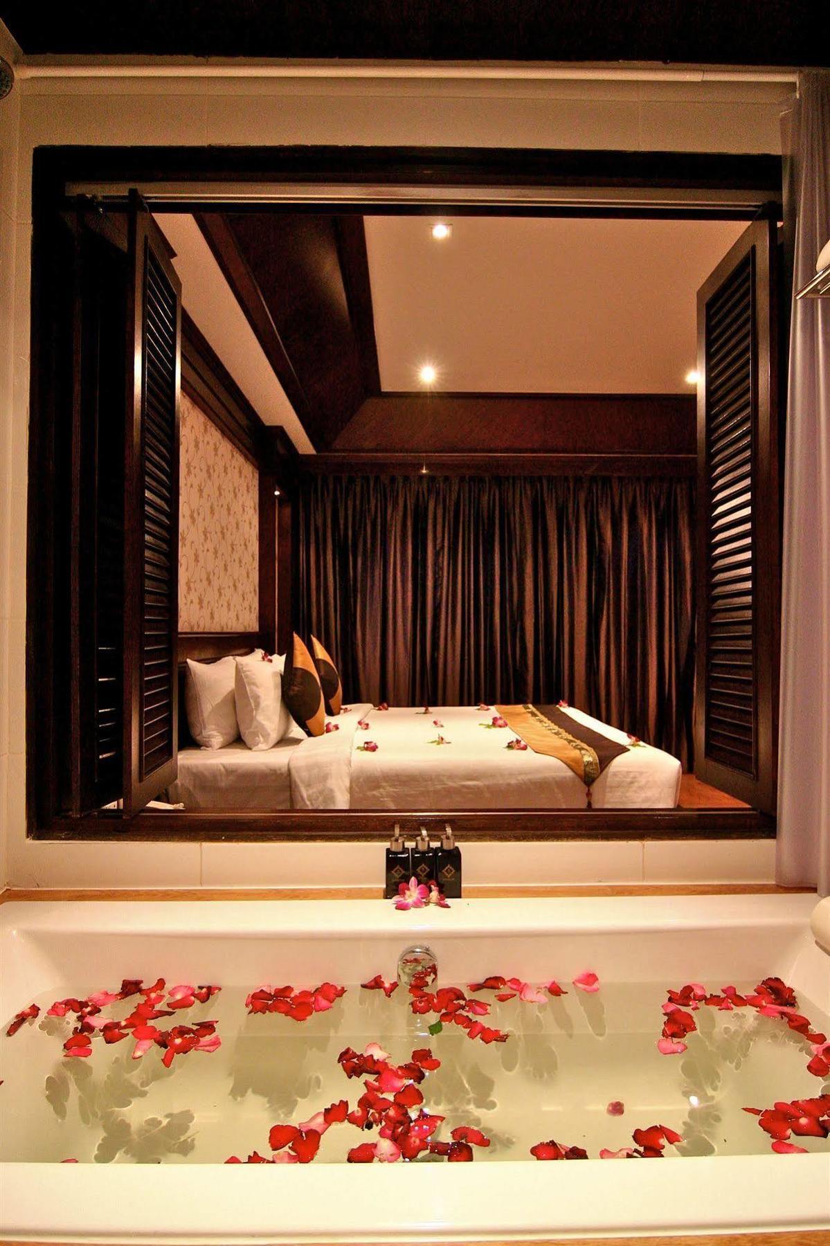 Rayaburi Hotel, Patong Kültér fotó